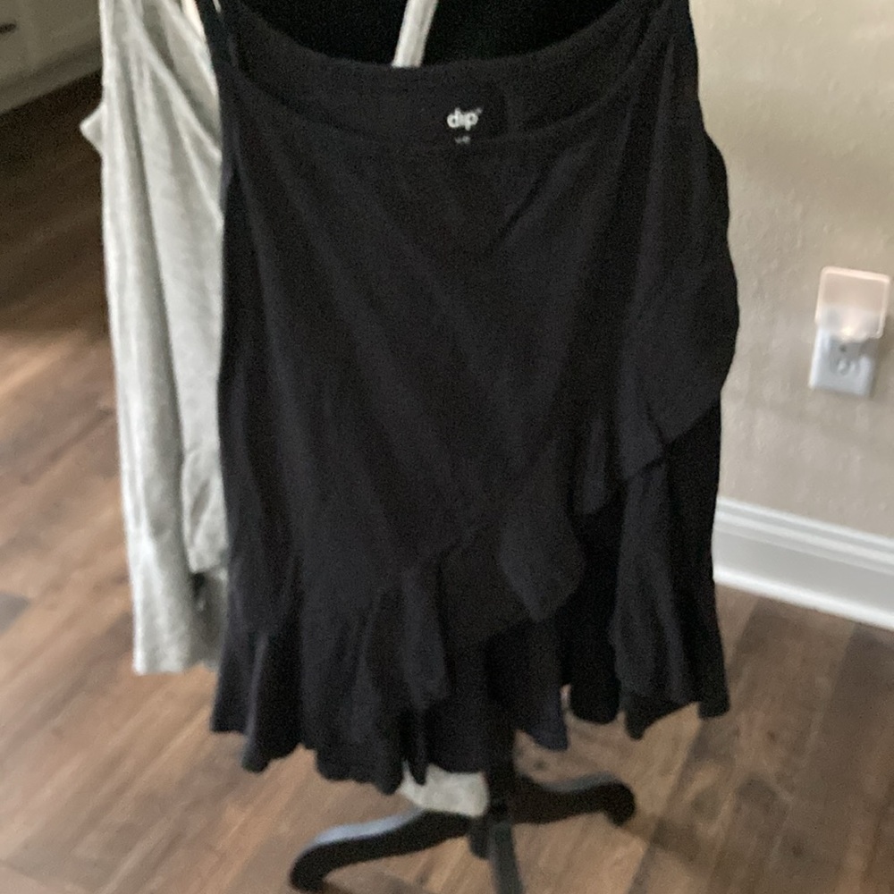 2 tanks / cami